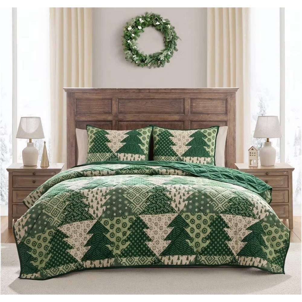 Hallmark Green Christmas Tree Patchwork Quilt Set Holiday Bedding w/ Shams